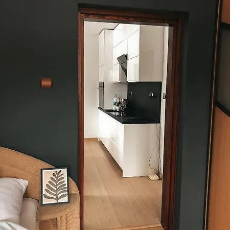 Apartment Ii *