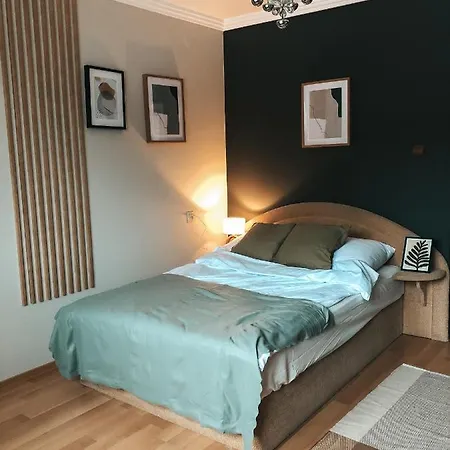 Apartment Ii *