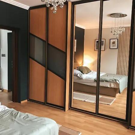 Apartment Ii *